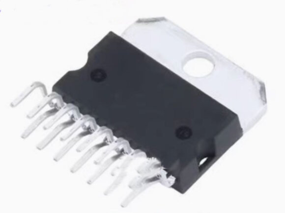 L298P L298P013TR L298N, SOP20, ZIP-15 — двухканальный драйвер для управления двигателями
